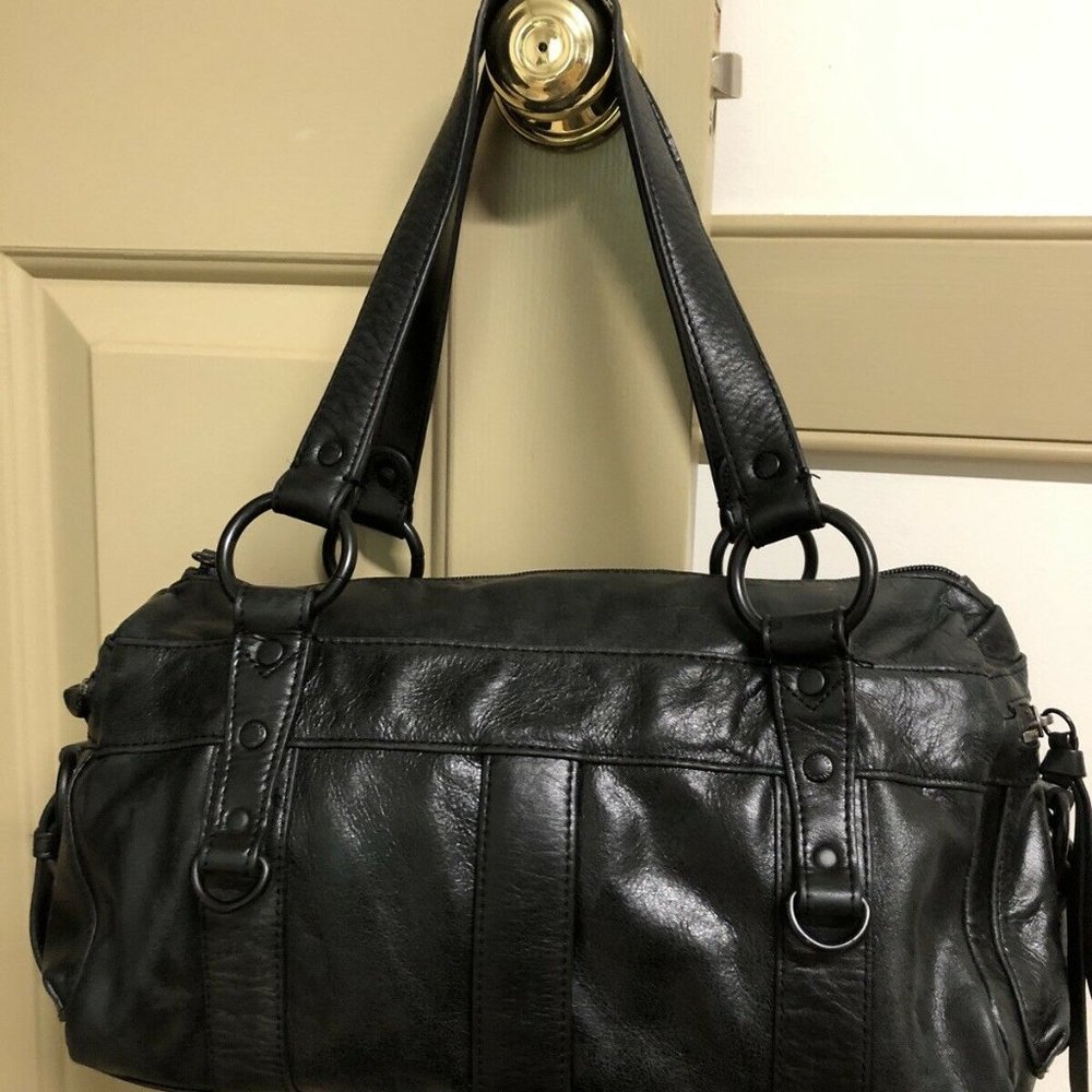 Kenneth Cole Black Leather Shoulder Bag